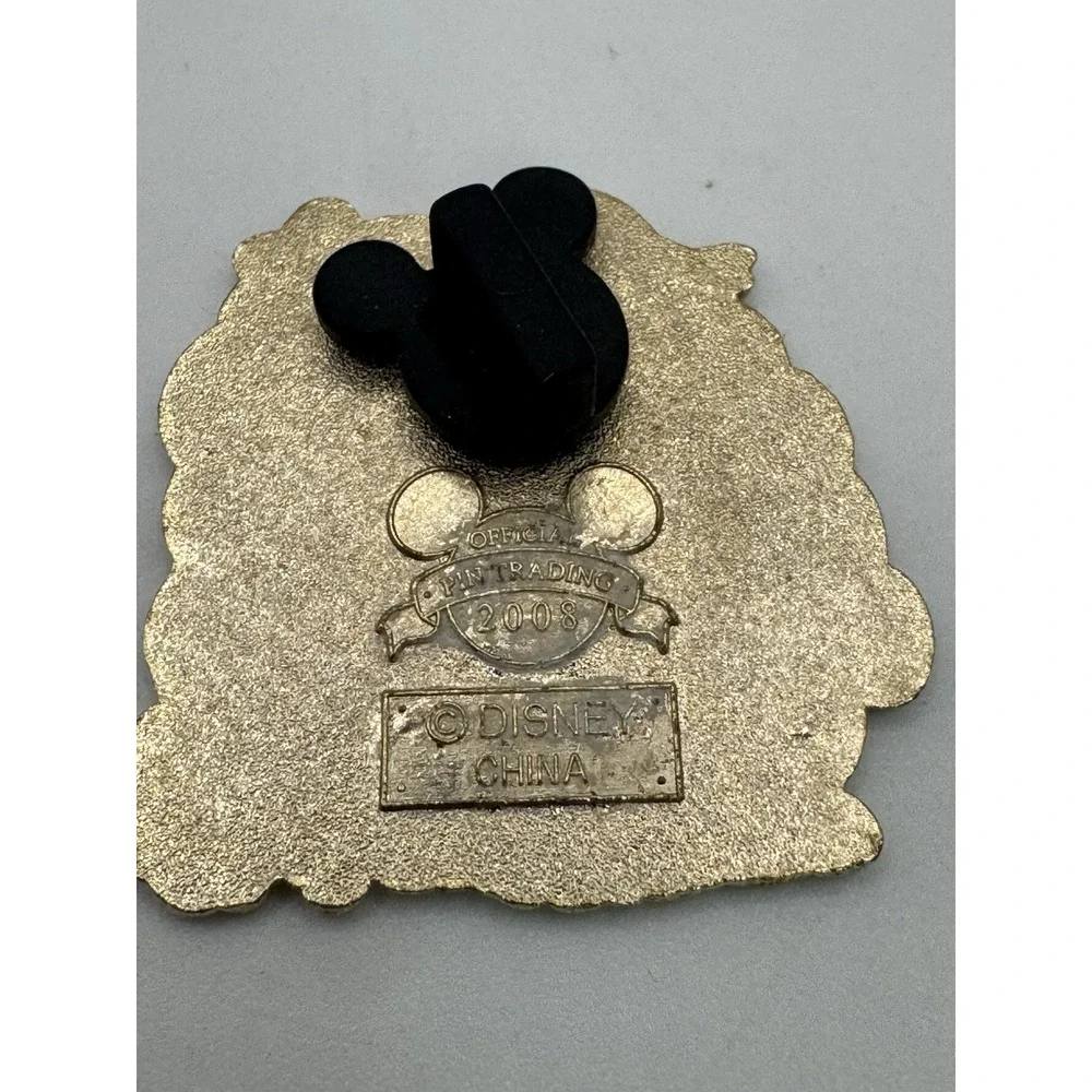 Walt Disney 2008 Mickey , Minnie , Pluto , Goofy & Donald My First Starter Pin
